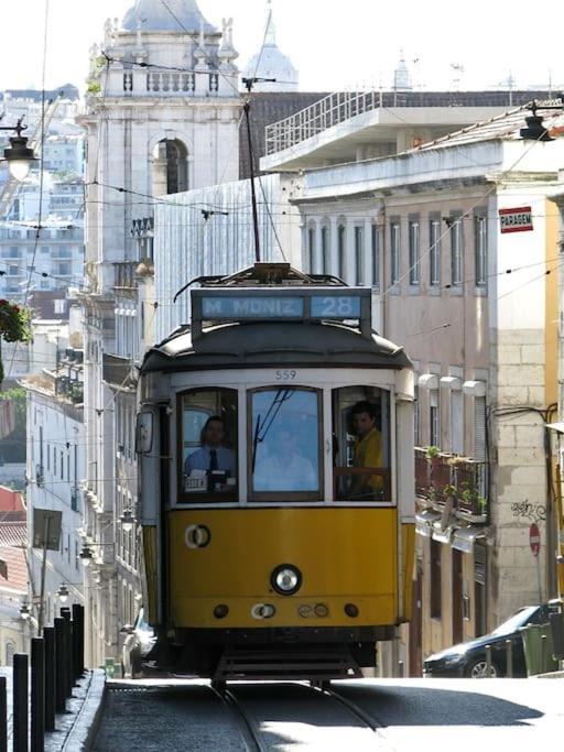 C3 Bairro Alto Cozy Romantic Loft In 18Th Century Building Lissabon Exterior foto