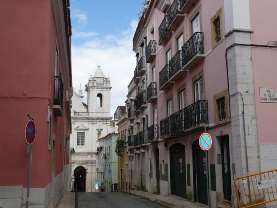 C3 Bairro Alto Cozy Romantic Loft In 18Th Century Building Lissabon Exterior foto