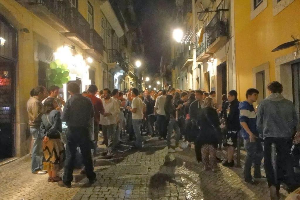 C3 Bairro Alto Cozy Romantic Loft In 18Th Century Building Lissabon Exterior foto
